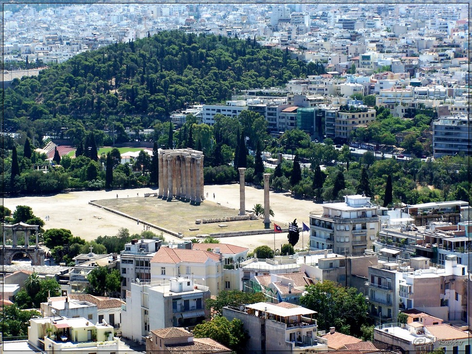 Город олимпия в греции. Город Олимпия. Олимпия город в Греции. Олимпия город в Греции сейчас. Современный город Олимпия Греция.